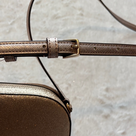 Kate Spade Elegant Gold Glitter Crossbody Bag/ Camera Bag - Picture 5 of 11